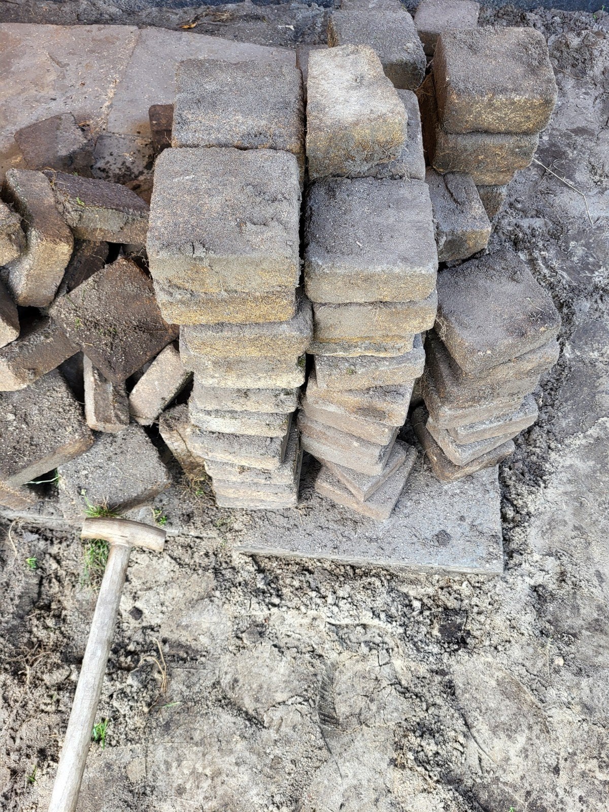 Betonklinkers 15x15 cm - ca. 150 stuks, Tuin en Terras, Tegels en Klinkers, Gebruikt, Klinkers, Ophalen of Verzenden, Minder dan 5 m²