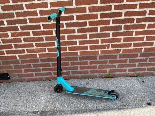 Black Dragon Stuntstep SMP blauw/zwart voor stoere fan, Fietsen en Brommers, Steps, Ophalen, Gebruikt, Overige typen, Black Dragon SMP step