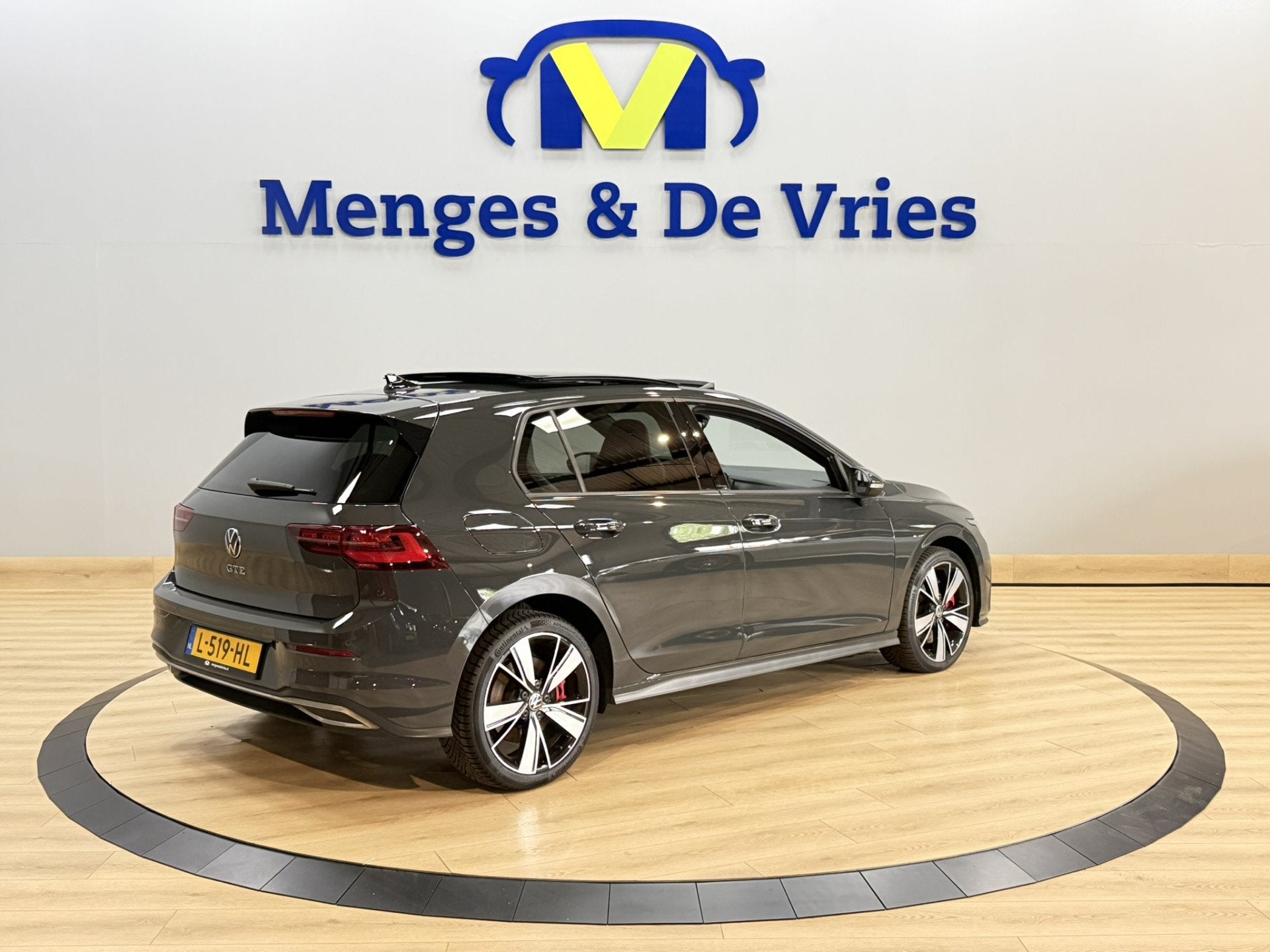 Volkswagen Golf 1.4 eHybrid GTE Airco ECC | Panorama | Stoel, 12 maanden, Gebruikt, 4 cilinders, 1524 kg