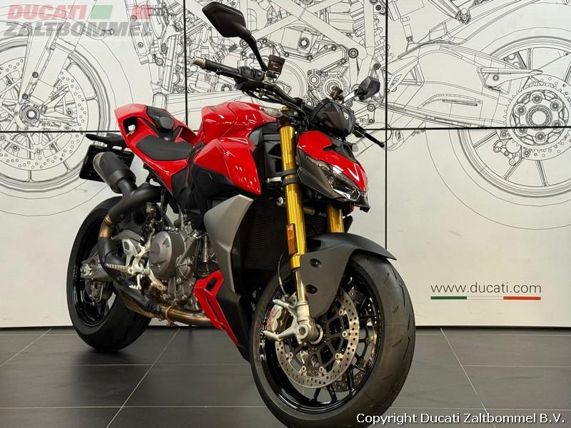 Ducati STREETFIGHTER V2 S (bj 2025), Motoren, Motoren | Ducati, 890 cc, Bedrijf, Meer dan 35 kW, Naked bike