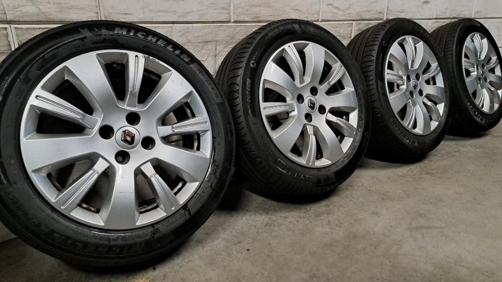 Lichtmetalen velgen Clio Captur Sandero Lodgy Zoe 195/55/16, Auto-onderdelen, Banden en Velgen, Gebruikt, 16 inch, Banden en Velgen