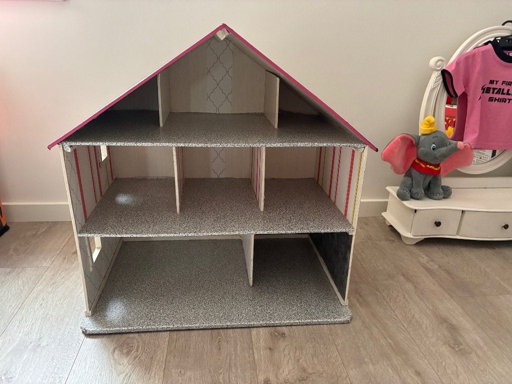 Poppenhuis -gratis af te halen-, Ophalen, Gebruikt, Poppenhuis
