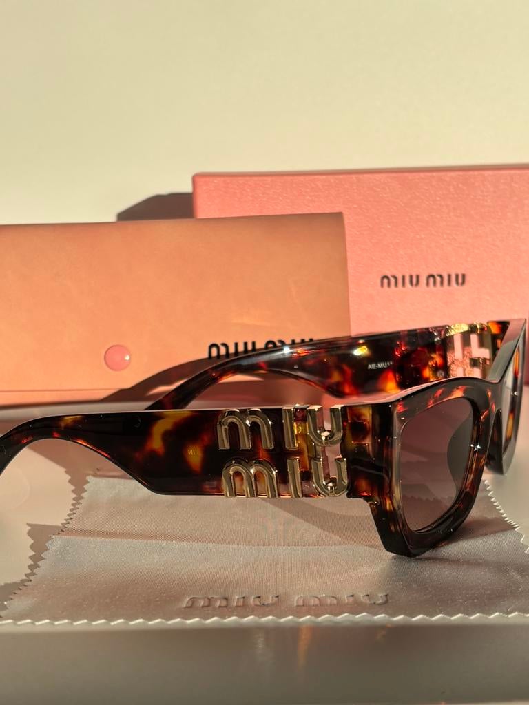 Miu Miu Glimpse Cat-Eye Sunglasses Complete set, Overige merken, Zonnebril, Bruin, Verzenden