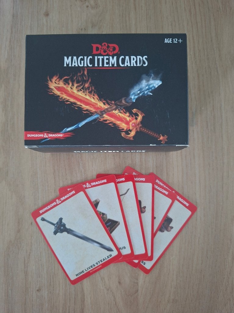 Dungeon & Dragons (D&D): Magic item cards, Ophalen of Verzenden, Gebruikt, Wizards of the Coast