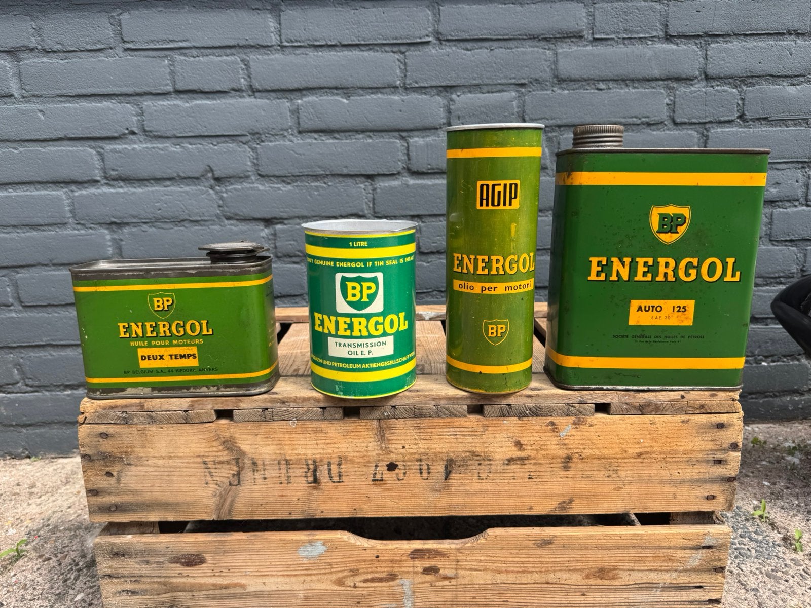 Vintage BP Energol en AGIP Olieblikken - Decoratie, Verzamelen, Gebruikt, Gebruiksvoorwerp, ., Ophalen of Verzenden