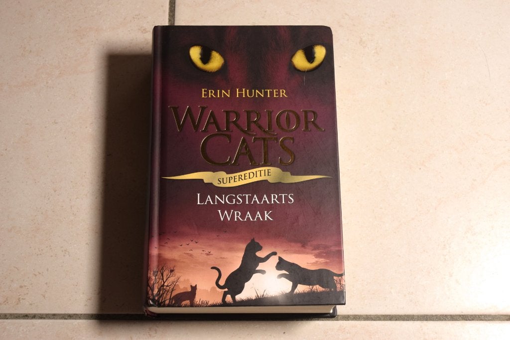 Warrior Cats Supereditie Langstaarts Wraak / Erin Hunter, Ophalen of Verzenden, Zo goed als nieuw, Fictie