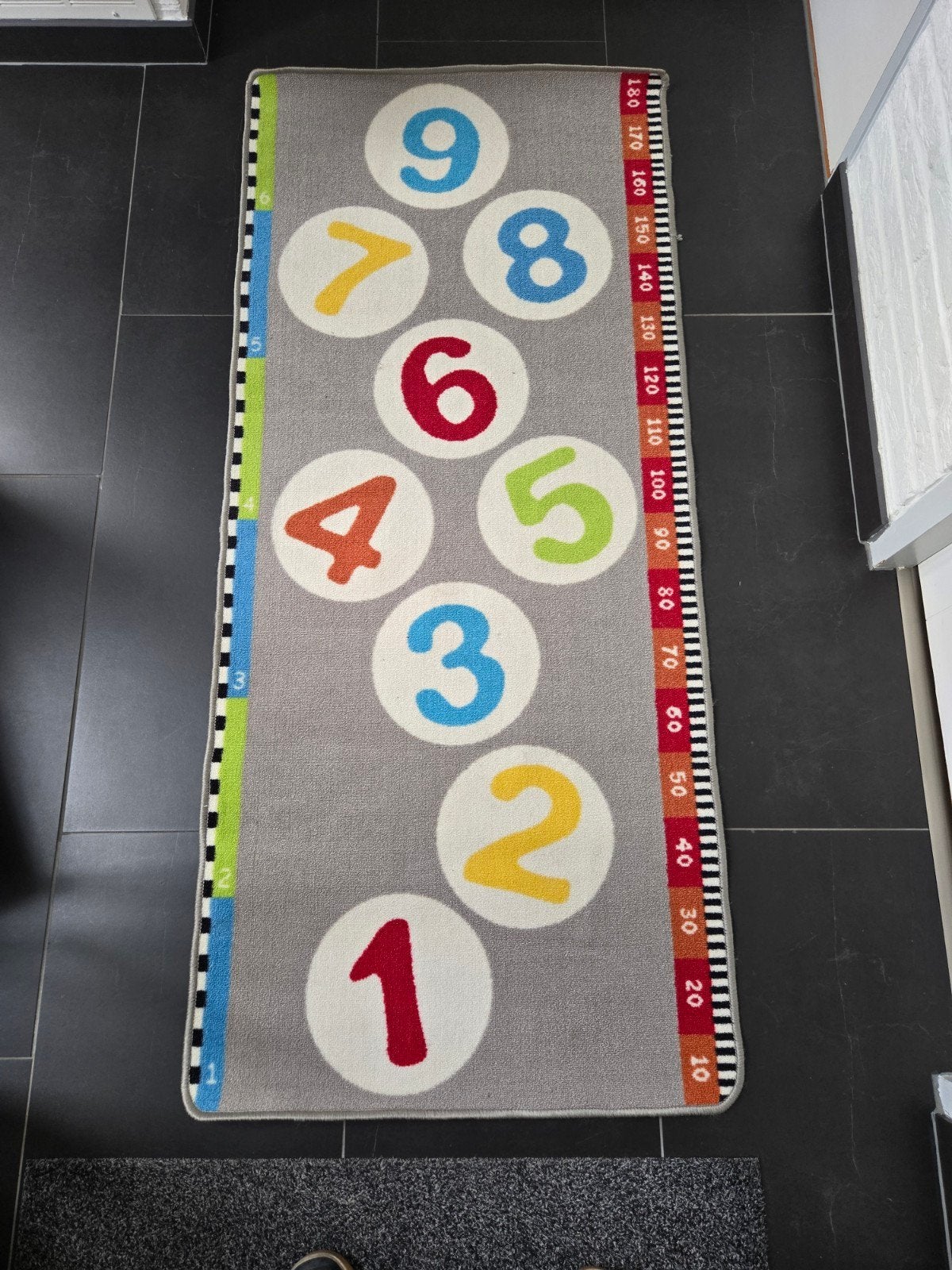 Vloerkleed met cijfers en een hinkelbaan, Ophalen, Gebruikt