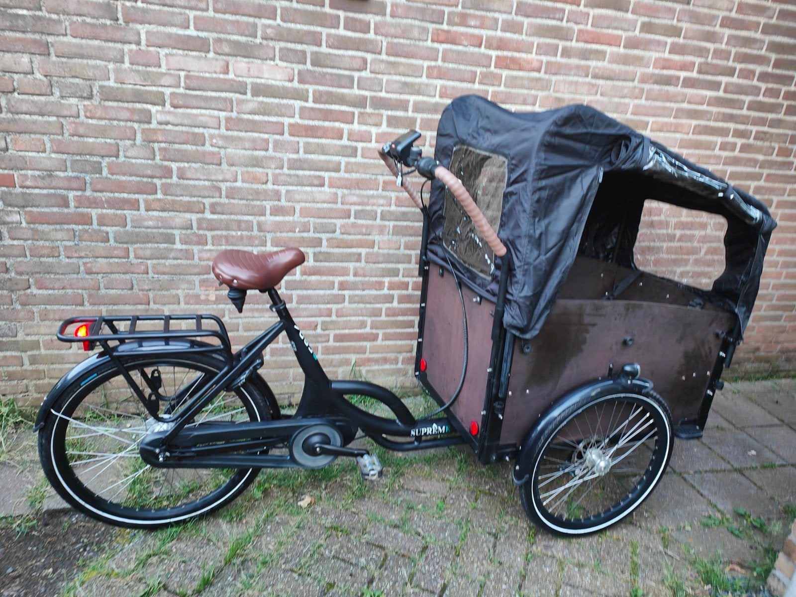 Nette Voque suprême bakfiets, Fietsen en Brommers, Fietsen | Bakfietsen, 4 kinderen of meer, Gebruikt, Huif, Schijfrem