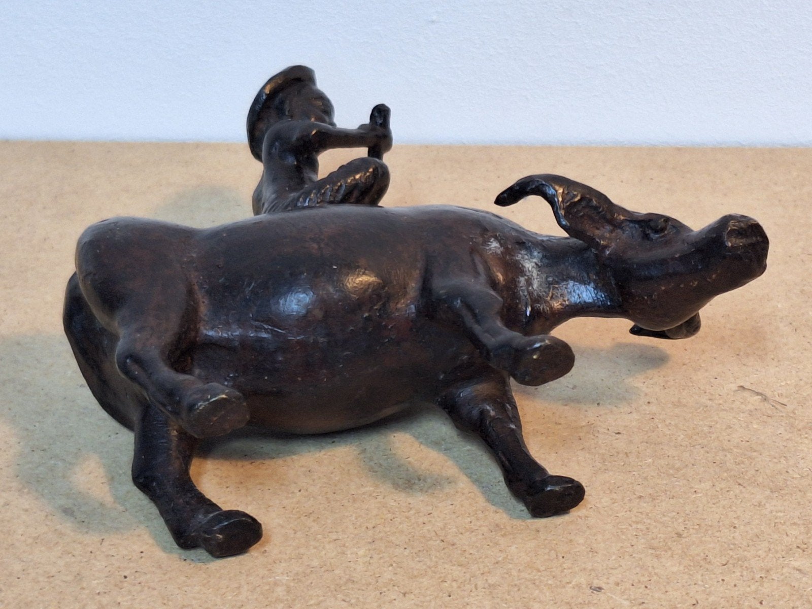 4 Aziatische bronzen beeldjes (Foo Dog, Buffel, Boeddha), Antiek en Kunst, Kunst | Niet-Westerse kunst, Ophalen of Verzenden