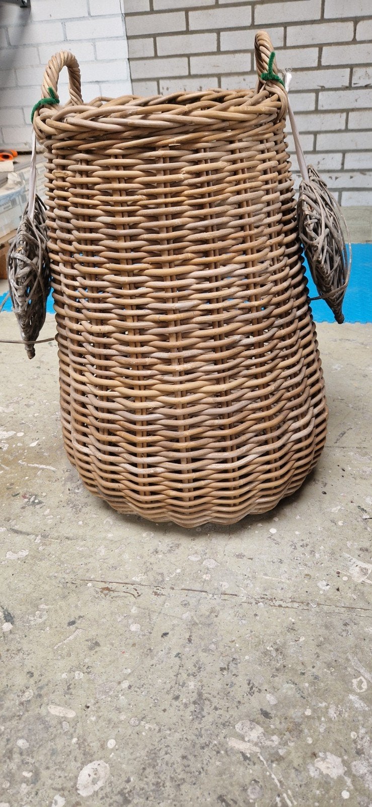 Hoge rieten mand ong 75cm, Ophalen, Gebruikt, Gevlochten, Mand