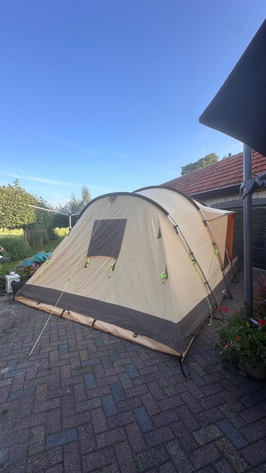 Outwell tent - Ruime en comfortabele familietent, Ophalen, Gebruikt, Tot en met 6