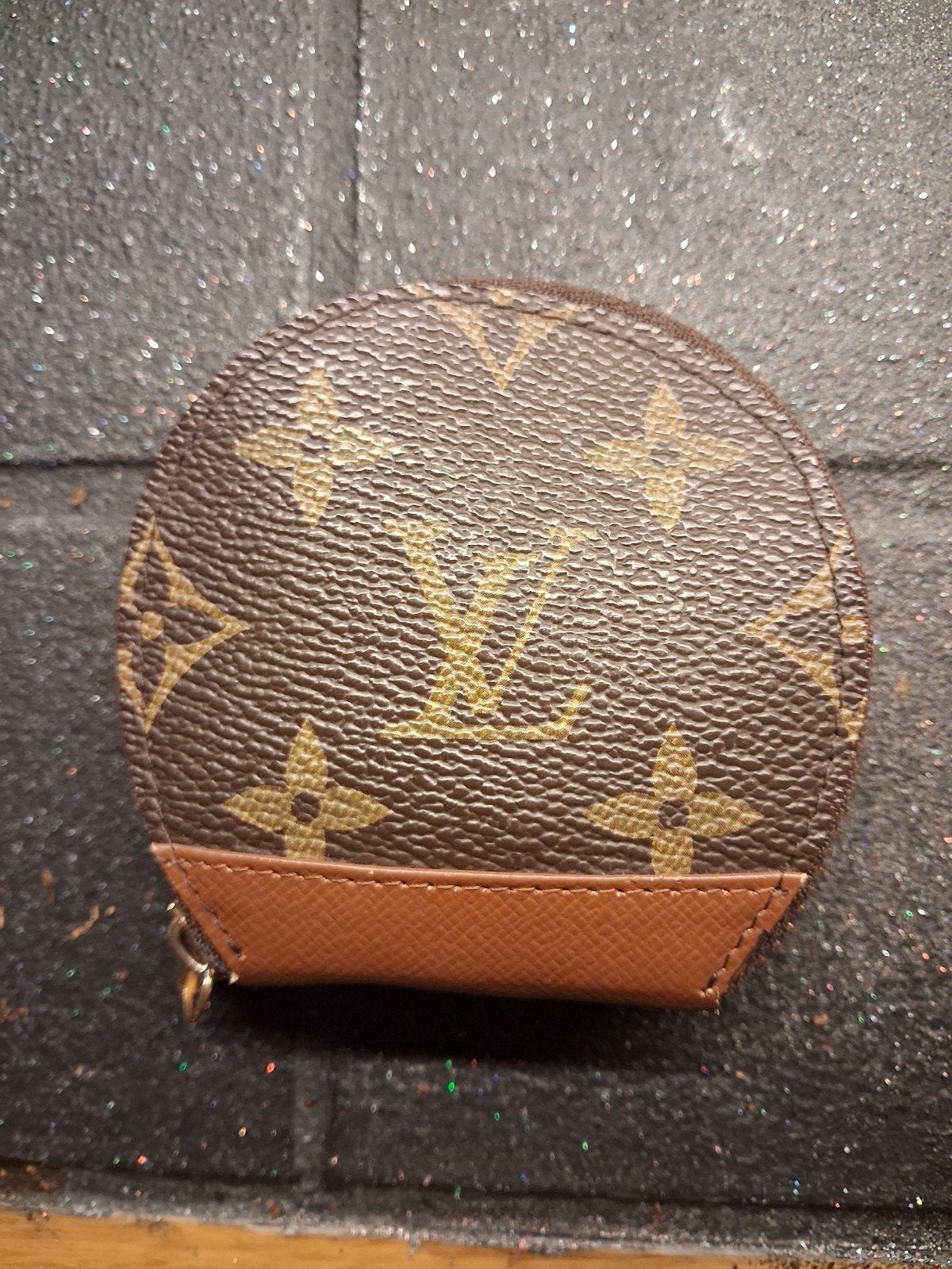Louis Vuitton Rond muntenhouder, Overige merken, Bruin, Verzenden, Zo goed als nieuw