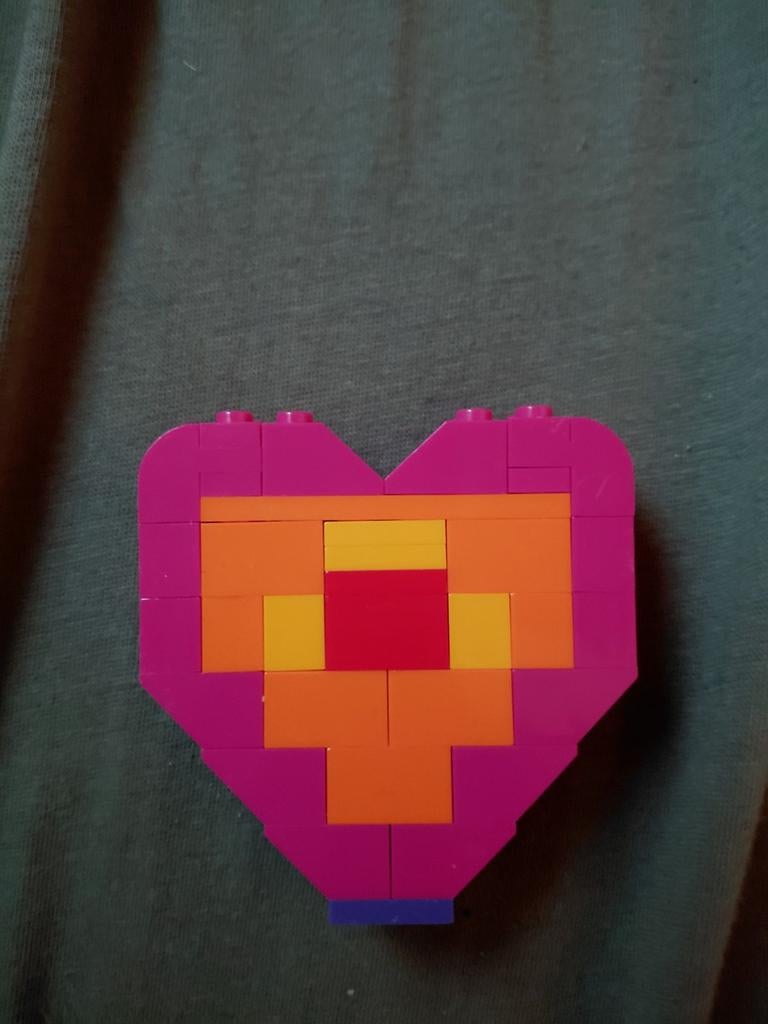 Lego hartje - Kleurrijk en uniek bouwwerk, MOC (eigen creatie), Overige thema's, Lego, Ophalen of Verzenden