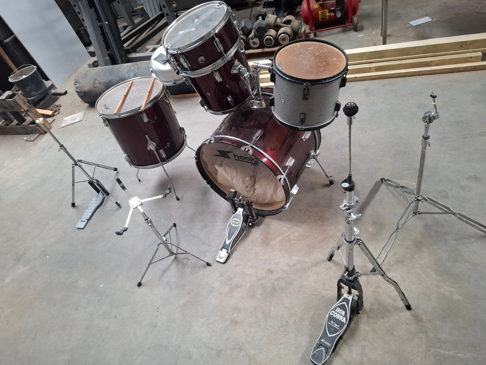 Hock drumstel met Tama pedaal en statieven, Muziek en Instrumenten, Ophalen, Gebruikt, Overige merken