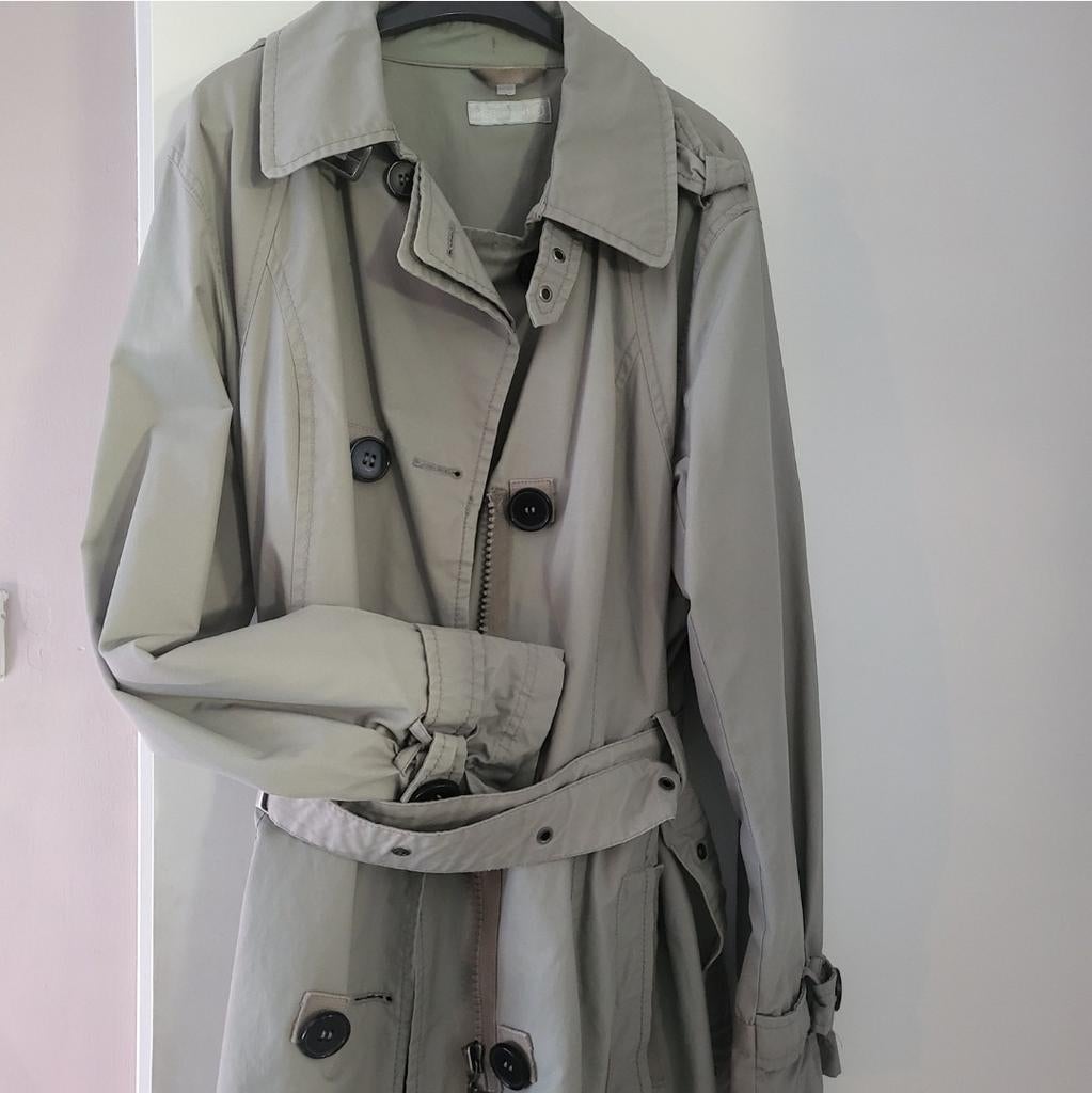 Groene gevoerde trenchcoat maat 44, Kleding | Dames, Ophalen of Verzenden
