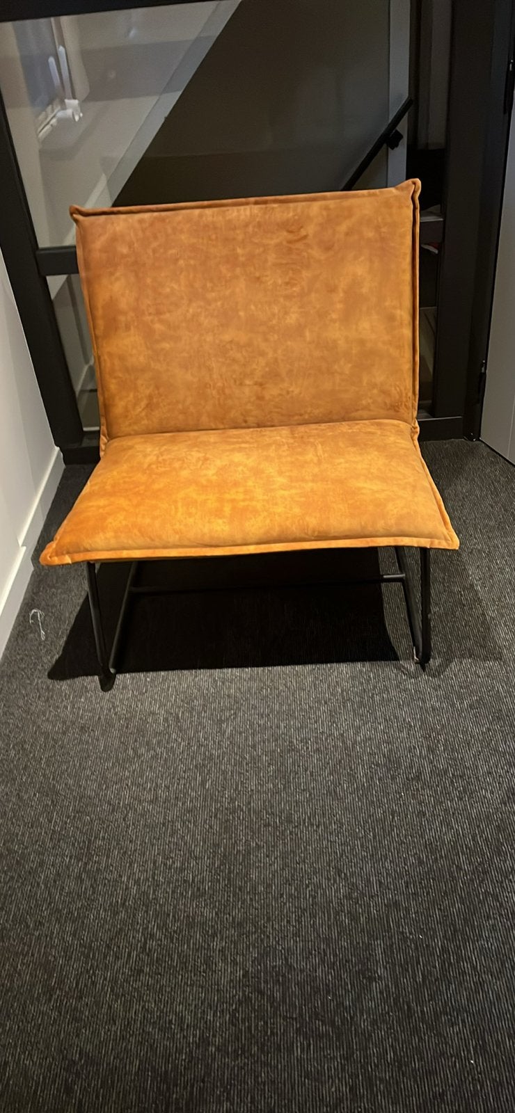Comfortabelestoel met metalen frame, Ophalen, Gebruikt, Overige kleuren, Metaal