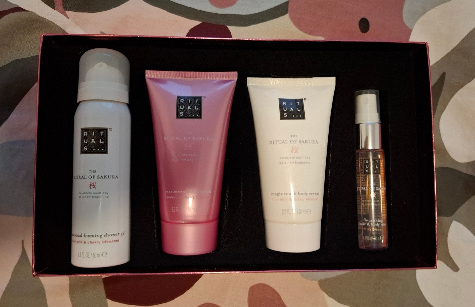 Rituals The Ritual of Sakura Gift Set (Small), Ophalen of Verzenden, Zo goed als nieuw, Handen en Nagels