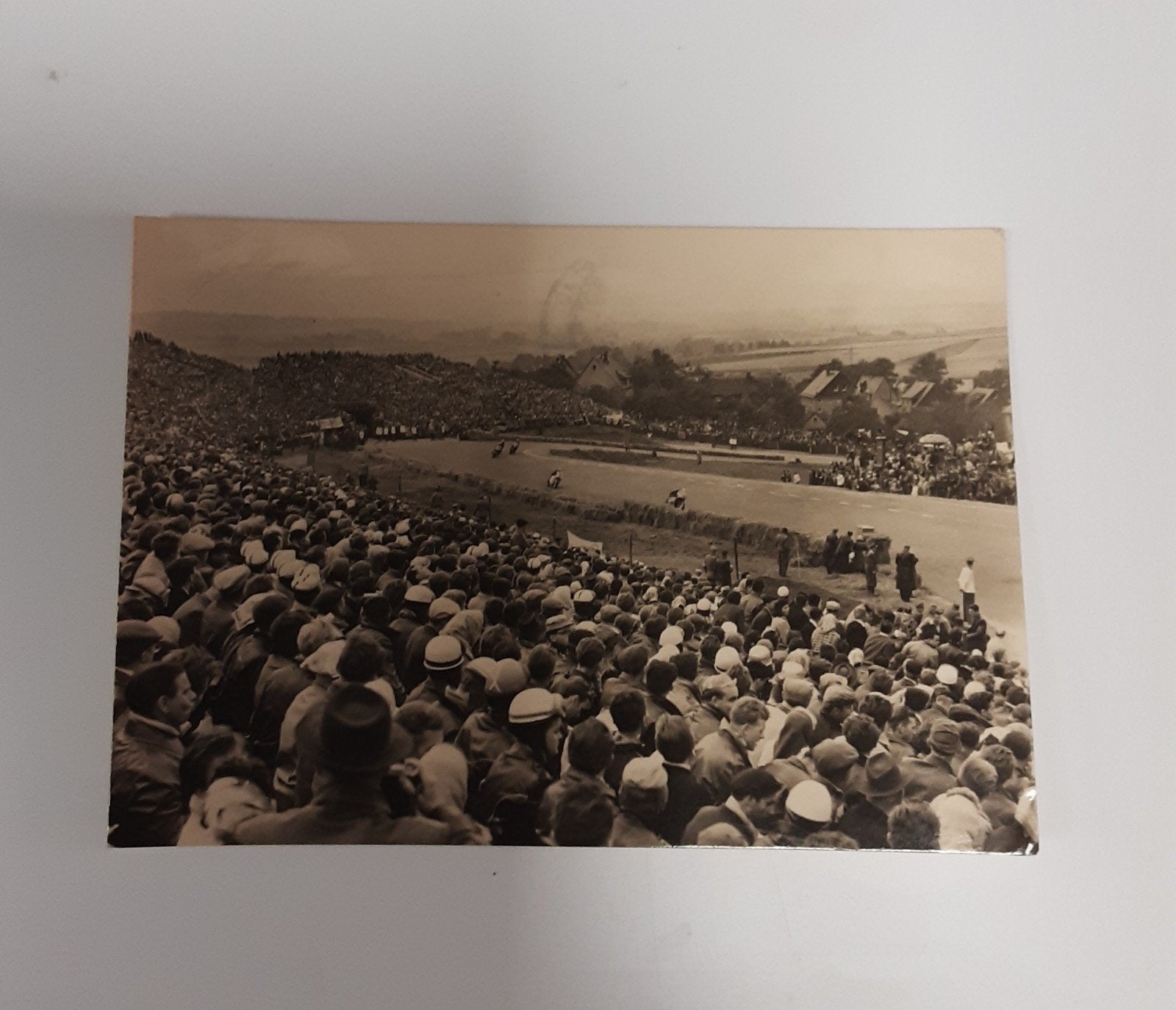 Oude ansichtkaart motorrace Sachsenring jaren '60, gelopen, Ophalen of Verzenden, 1960 tot 1980, Gelopen, Cultuur en Media