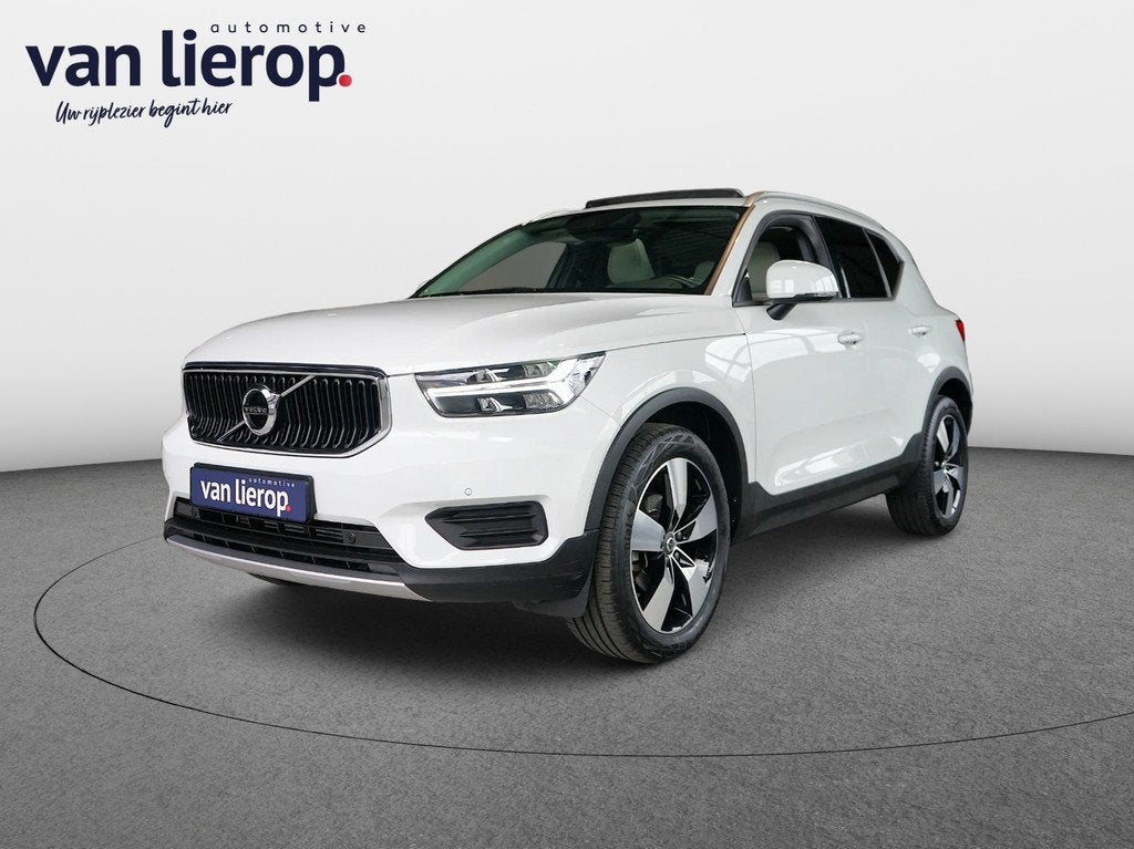 Volvo XC40 1.5 T3 Momentum 163 PK | CAMERA | PANORAMADAK | C, Auto's, Volvo, Gebruikt, Leder en Stof, 14 km/l, Bedrijf