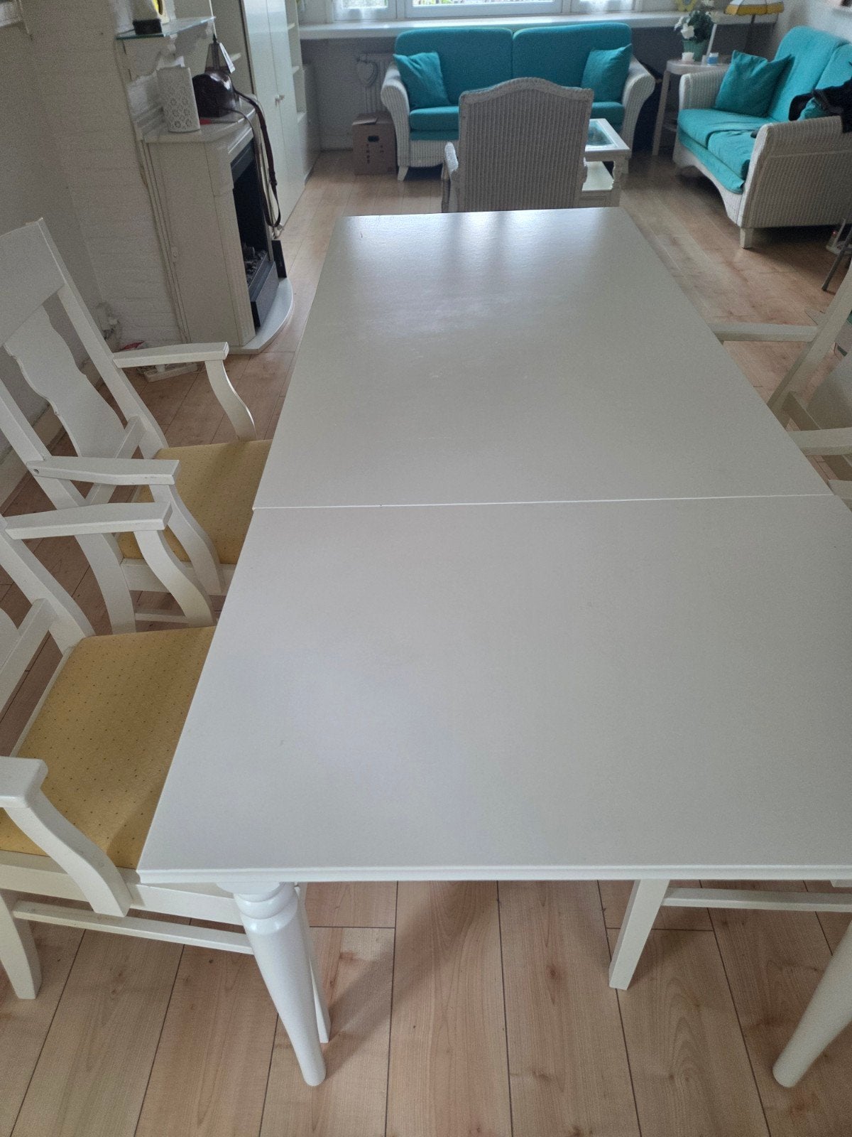 Foto 5 van IKEA Ingatorp uitschuifbare eettafel met 4 stoelen