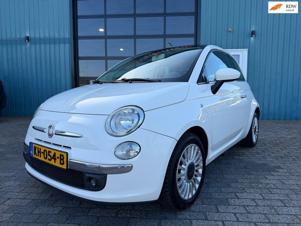 Fiat 500 1.2 Lounge Pano Nwe distributie, Auto's, Fiat, Voorwielaandrijving, Euro 5, Gebruikt, 4 cilinders