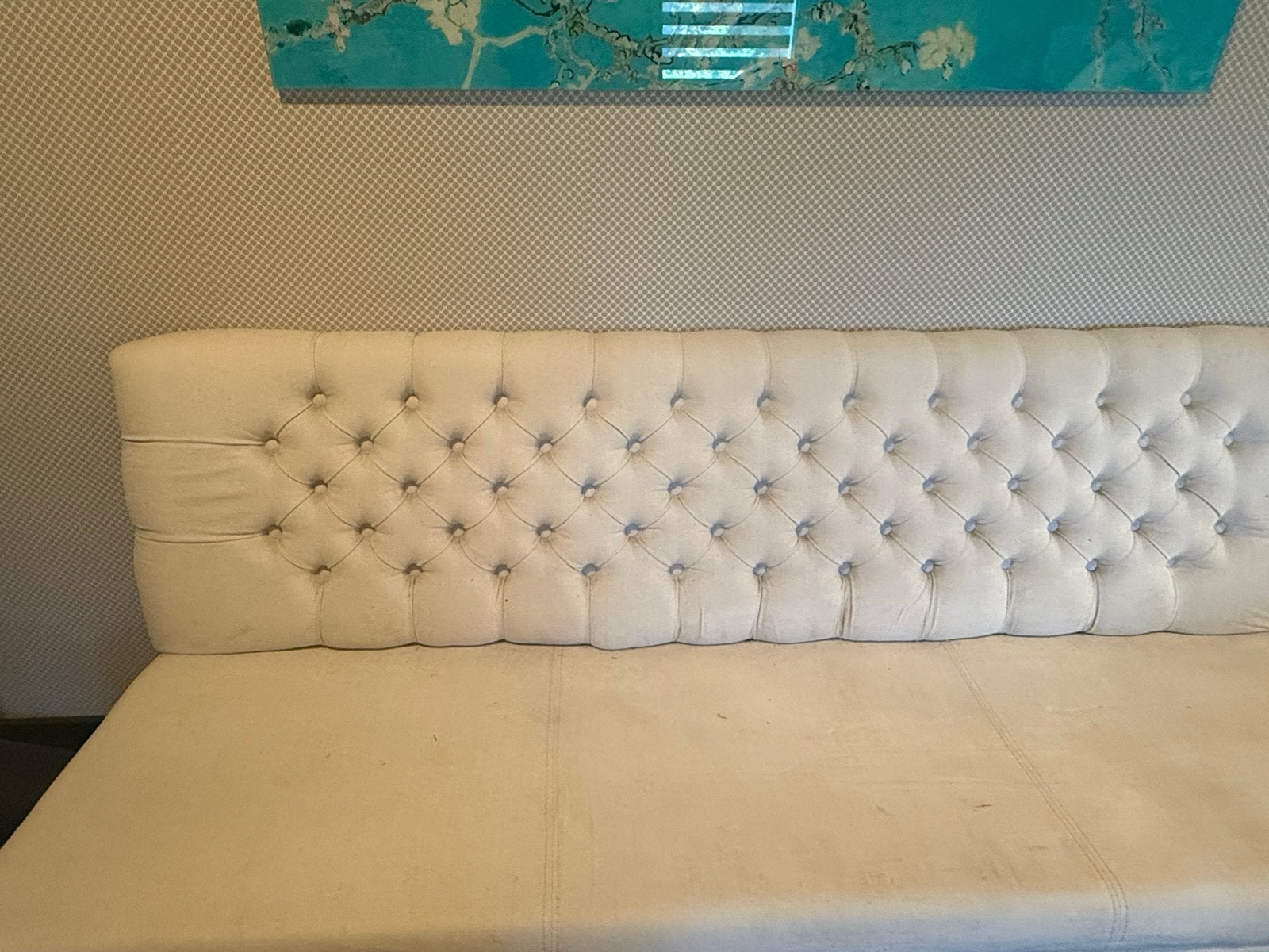 Stijlvolle eetbank of slaapkamerbank met knoopdetails, Gebruikt, Minder dan 75 cm, 150 tot 200 cm, Tweepersoons