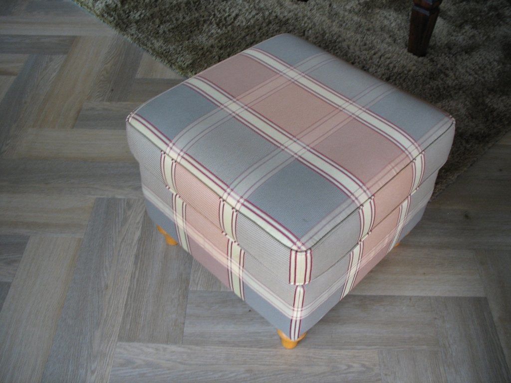 Poef of Hocker, Ophalen