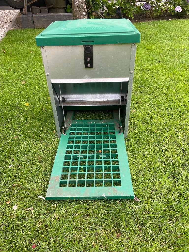 Feedomatic automatische voederhuis voor kippen, Dieren en Toebehoren, Ophalen of Verzenden, Nieuw, Drinken en Voederen
