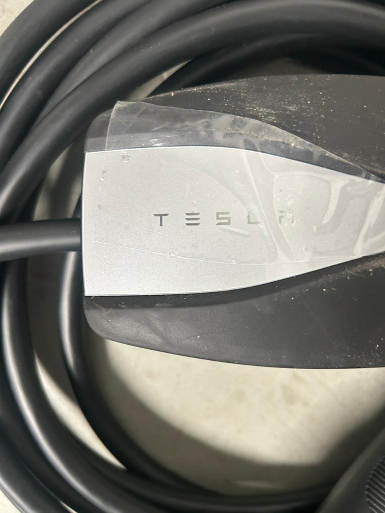Tesla oplader, Ophalen, Info@bolcars.nl, Zo goed als nieuw, Bolautoparts1