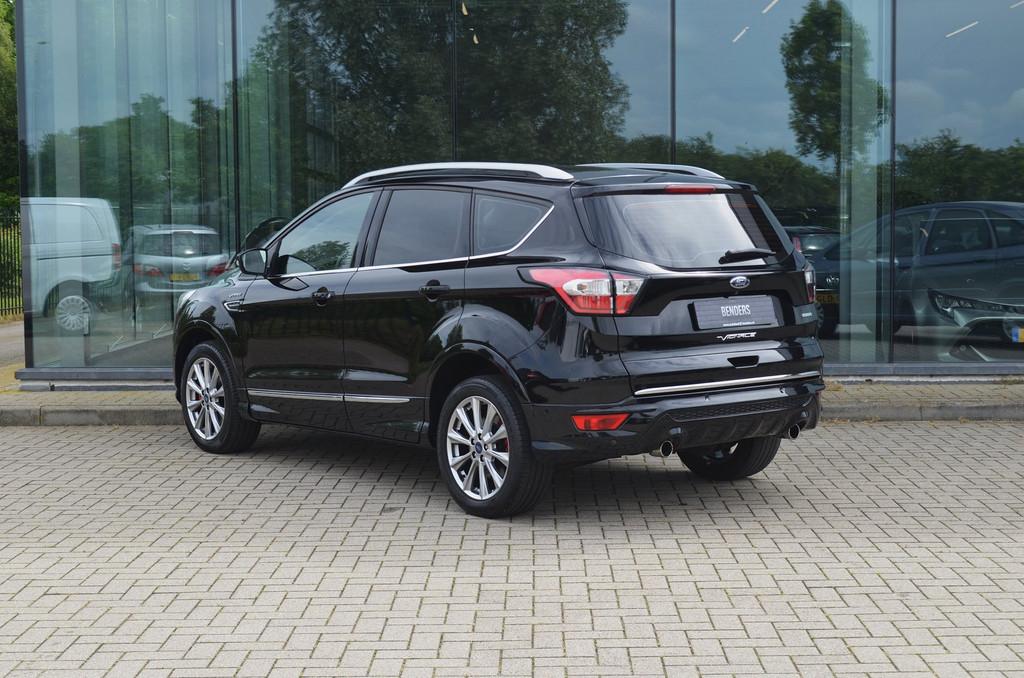 Ford Kuga 1.5 EcoBoost Vignale | Vol opties | Pano | Trekhaa, Auto's, Ford, Zwart, 1850 kg, 1586 kg, Zwart