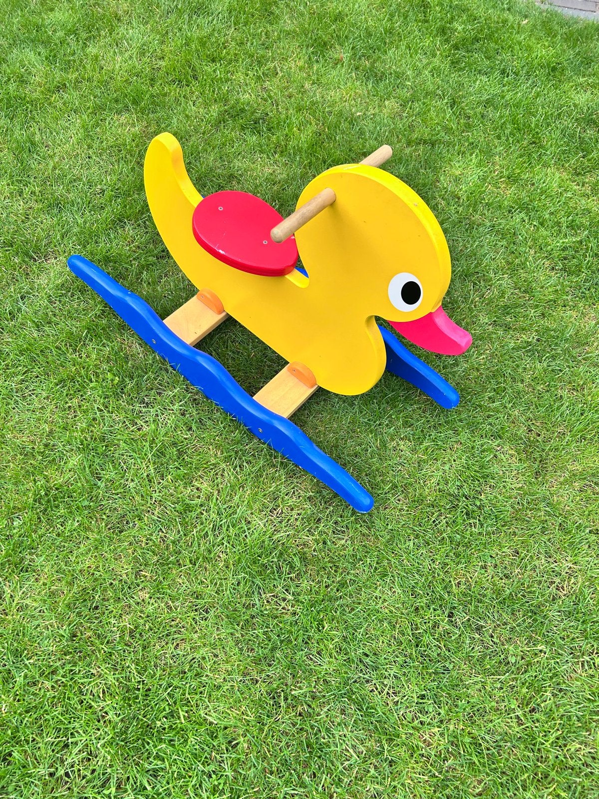 Houten schommel eend - Geel met blauw en rood, Ophalen, Gebruikt, Jongen of Meisje