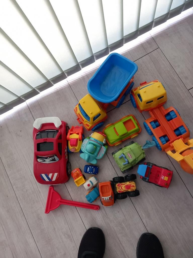 Verschillende speelgoed voor buiten tas vol, Ophalen