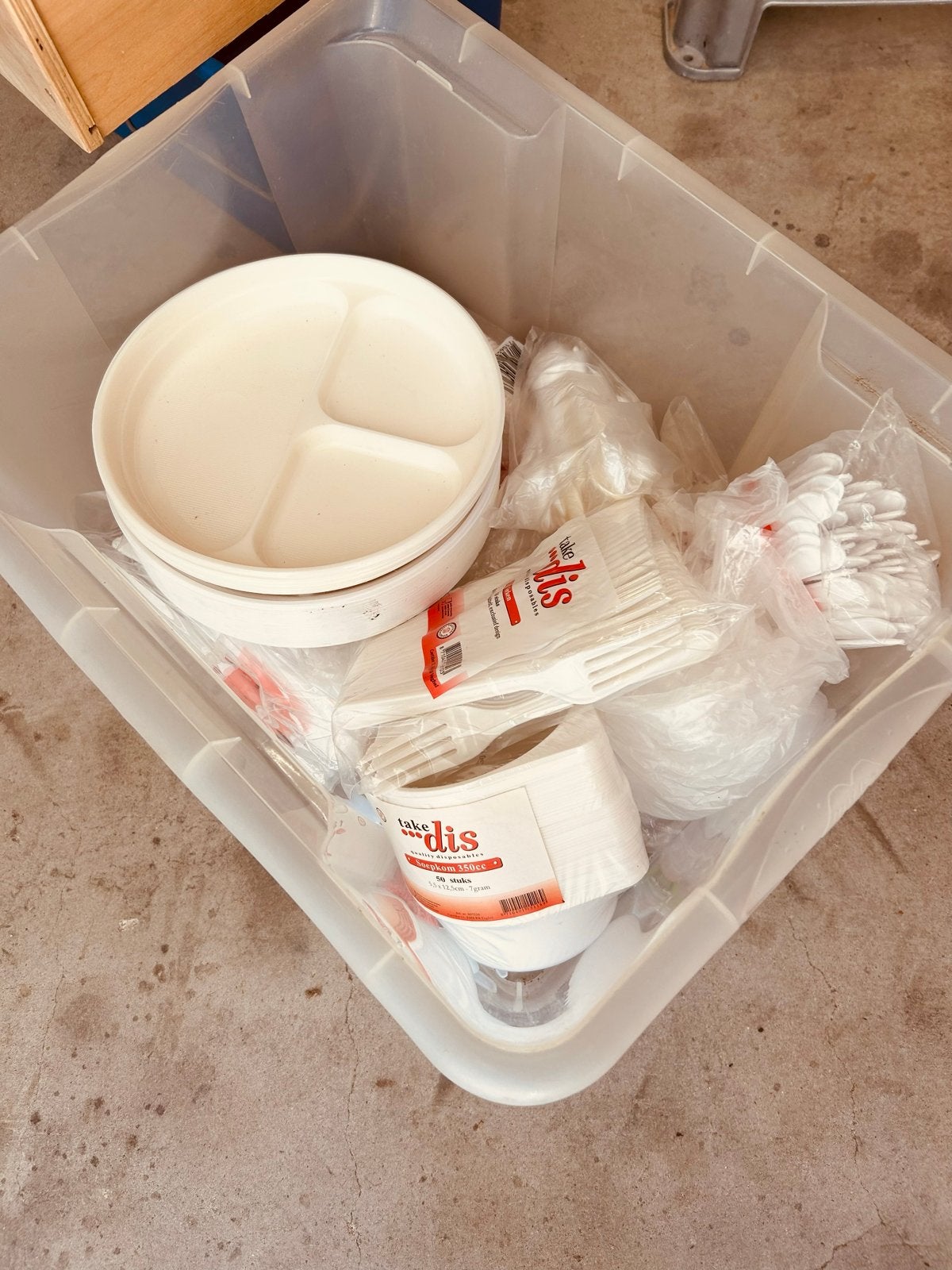 Wegwerpservies: borden, kommen en bestek, Huis en Inrichting, Keuken | Servies, Kunststof, Overige merken, Nieuw, Ophalen of Verzenden