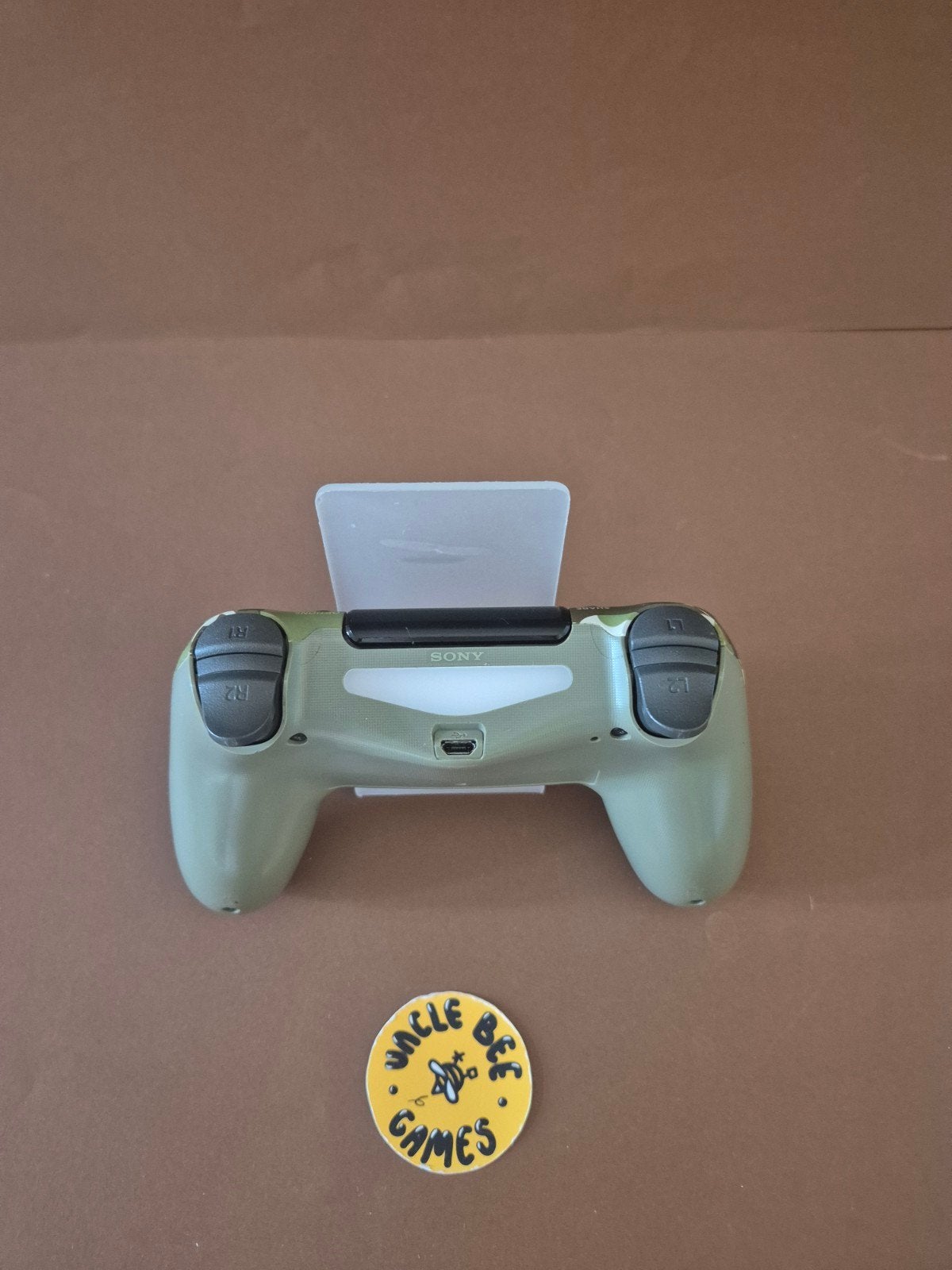 Sony Dualshock 4 V2 Controller Camo Green, Avontuur en Actie, 1 Sony Place, San Mateo, CA 94401, USA, Gebruikt, Verzenden