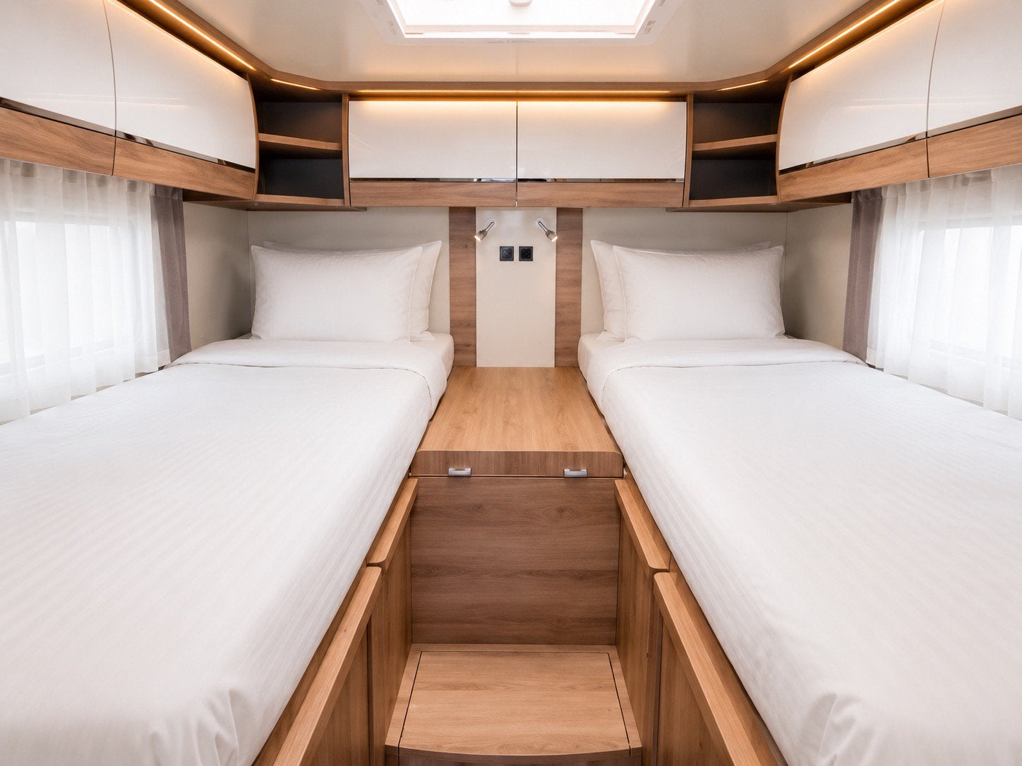 Prachtige, luxe GiottiLine integraal camperte huur!