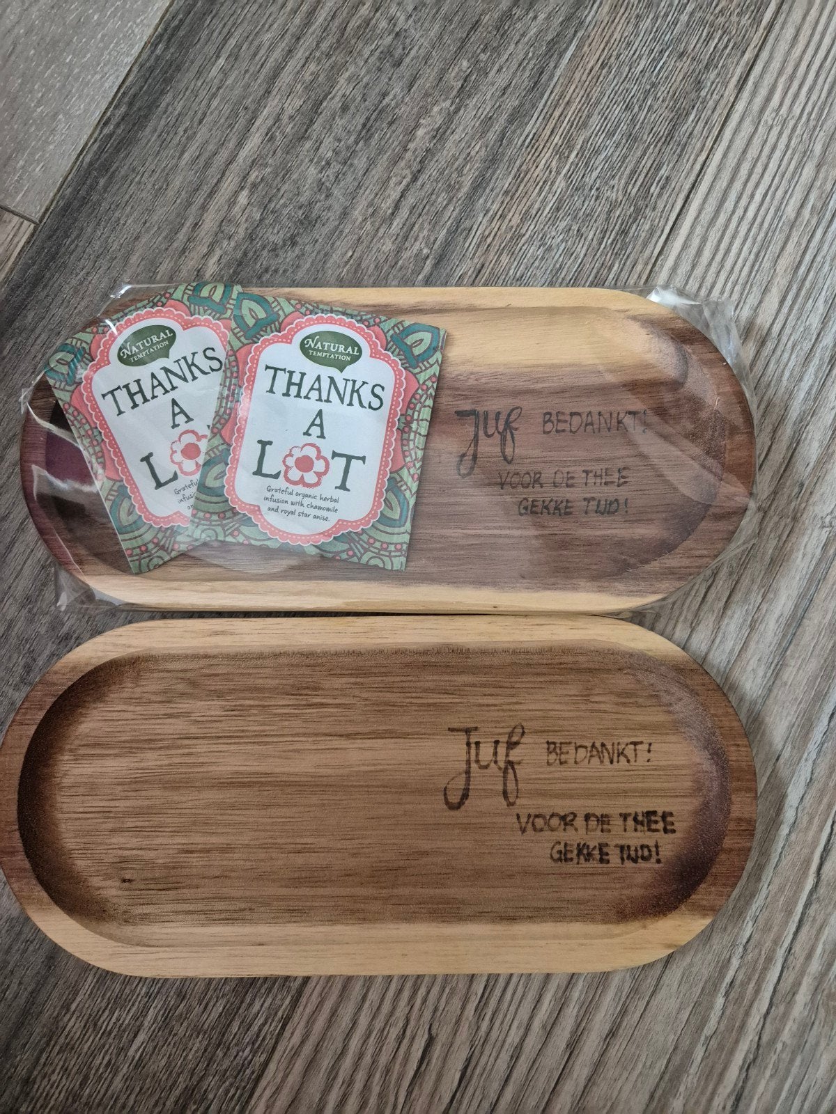 Juf cadeau bedankje dienblad gepersonaliseerd, Ophalen of Verzenden, Nieuw, Ovaal, Hout