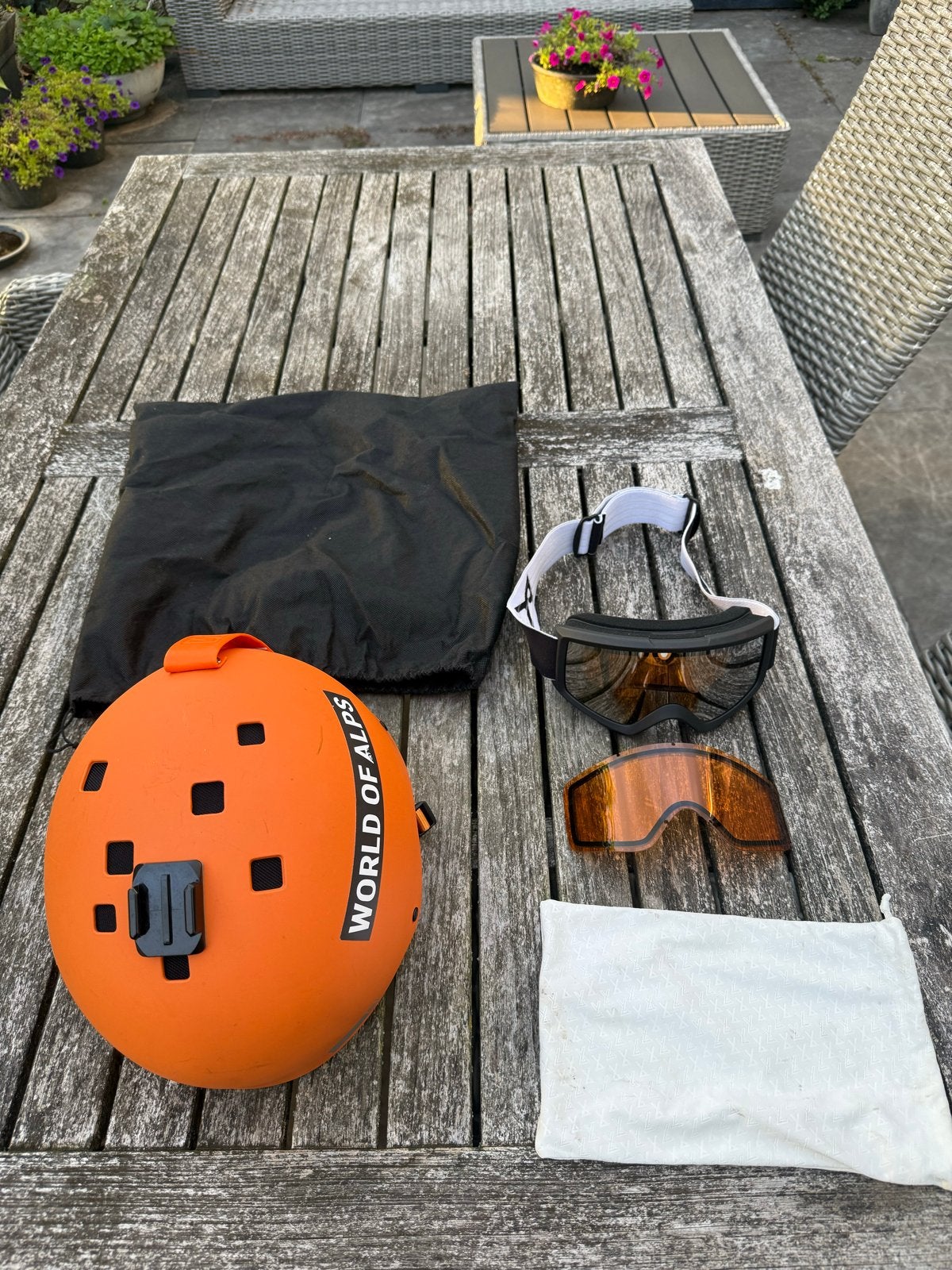 Salomon skihelm (M) met Anon skibril en extra lens, Ophalen, Overige typen, Salomon, Zo goed als nieuw