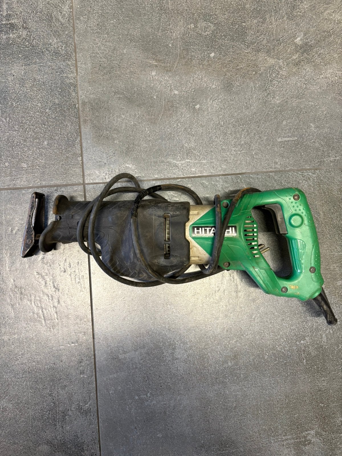 Reciprozaag, Ophalen, 600 tot 1200 watt, Reciprozaag, 70 mm of meer