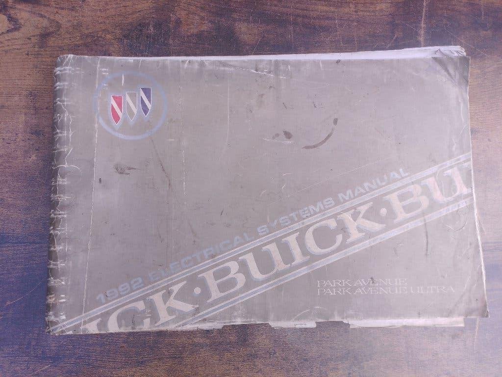 Buick Park Avenue 1992 dealer werkplaatsboek stroomschema's, Verzenden, Gelezen, Overige merken