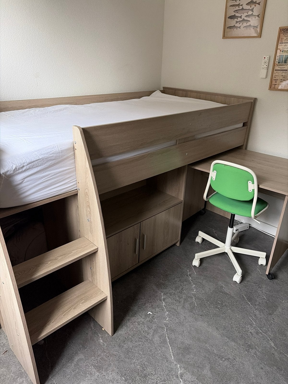 Halfhoogslaper met bureau en opbergruimte, Ophalen, 90 cm, Eenpersoons, Minder dan 160 cm