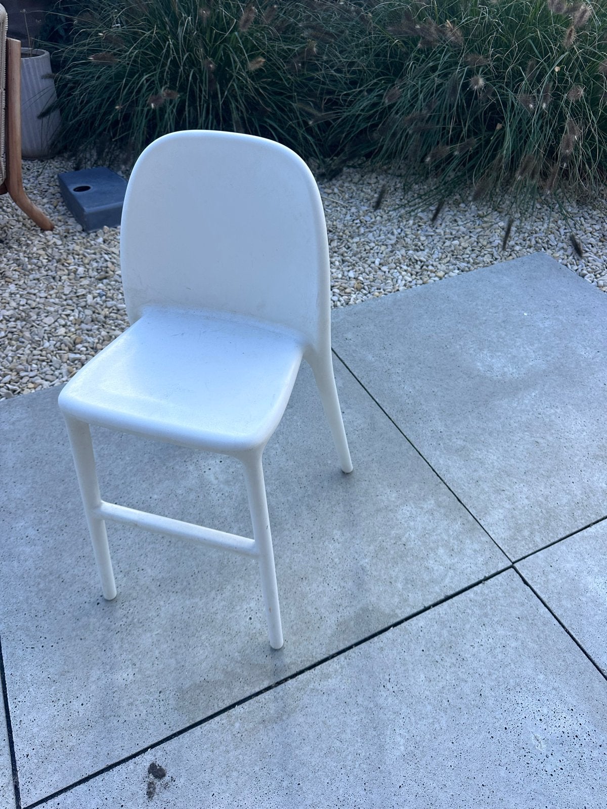 Ikea kinderstoel wit, Ophalen, Kunststof, Gebruikt, Wit