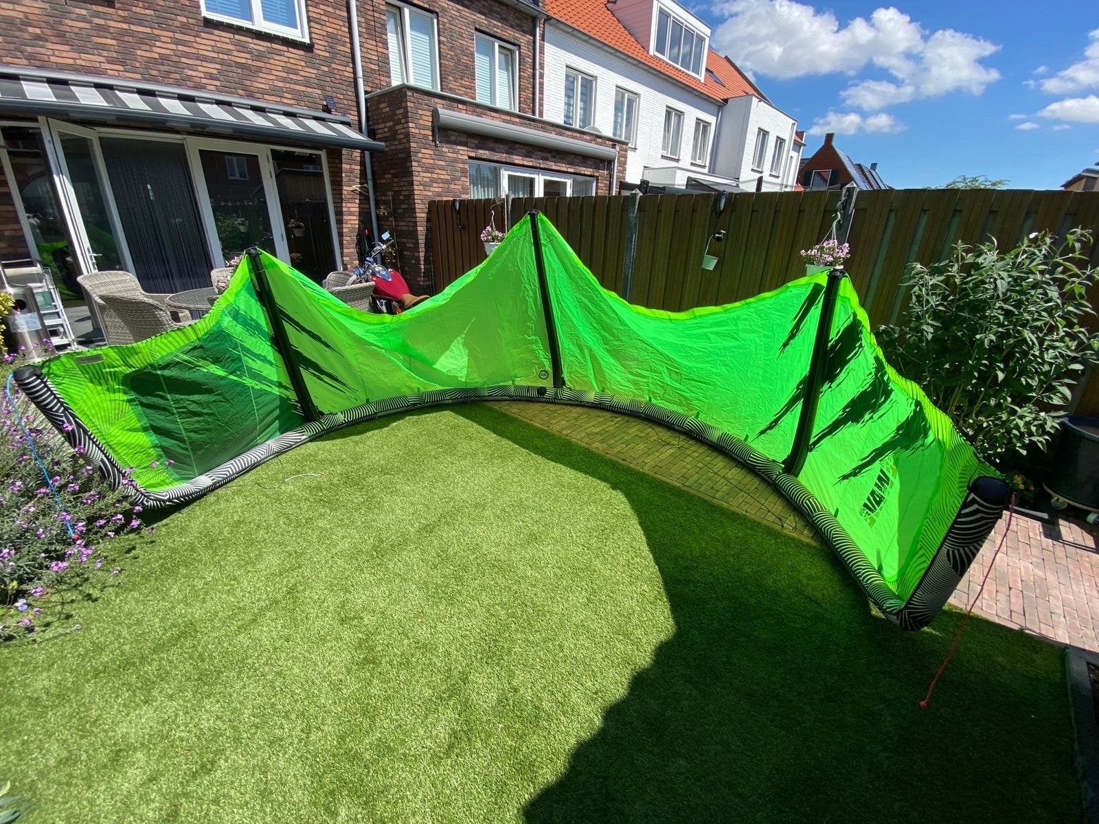 Kitesurf set: Gong Freewave 10.2 kite met bar, Watersport en Boten, Kitesurfen, Kitesurf-set, 10 m², Geen board, Ophalen of Verzenden