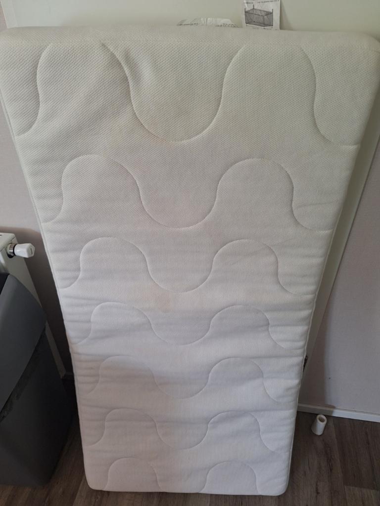 Babybed matras te koop, Huis en Inrichting, Slaapkamer | Matrassen en Bedbodems, Ophalen, 190 cm of minder, Zo goed als nieuw