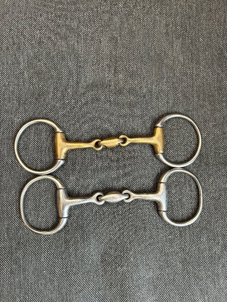 2 bustrens bitten maat 12,5, Dieren en Toebehoren, Springen, Harry's Horse, Ophalen of Verzenden, Zo goed als nieuw
