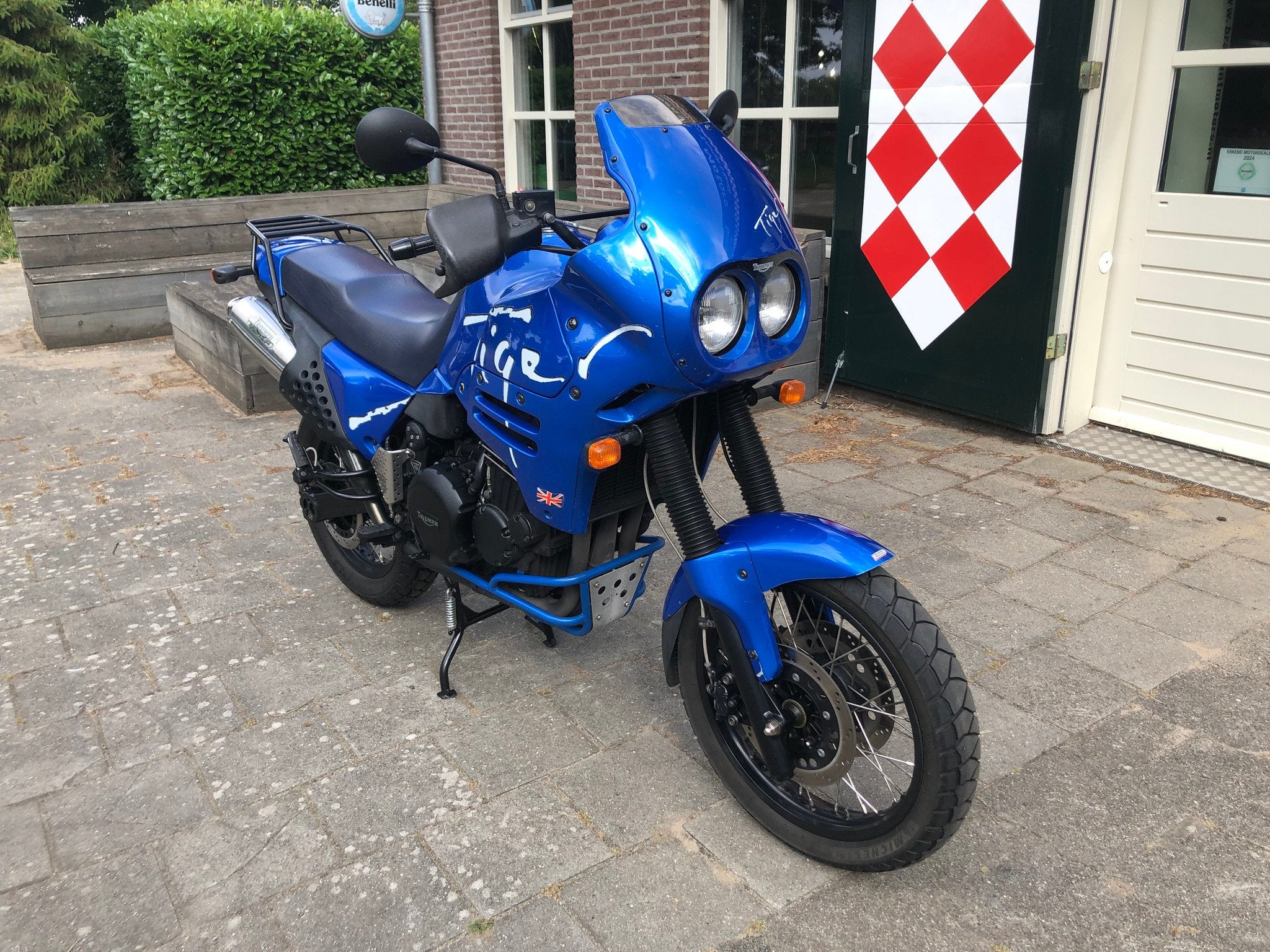 Triumph TIGER 900 (bj 1994), Triumph Motorcycles Ltd., After.sales@triumph.co.uk, Toermotor, 885 cc