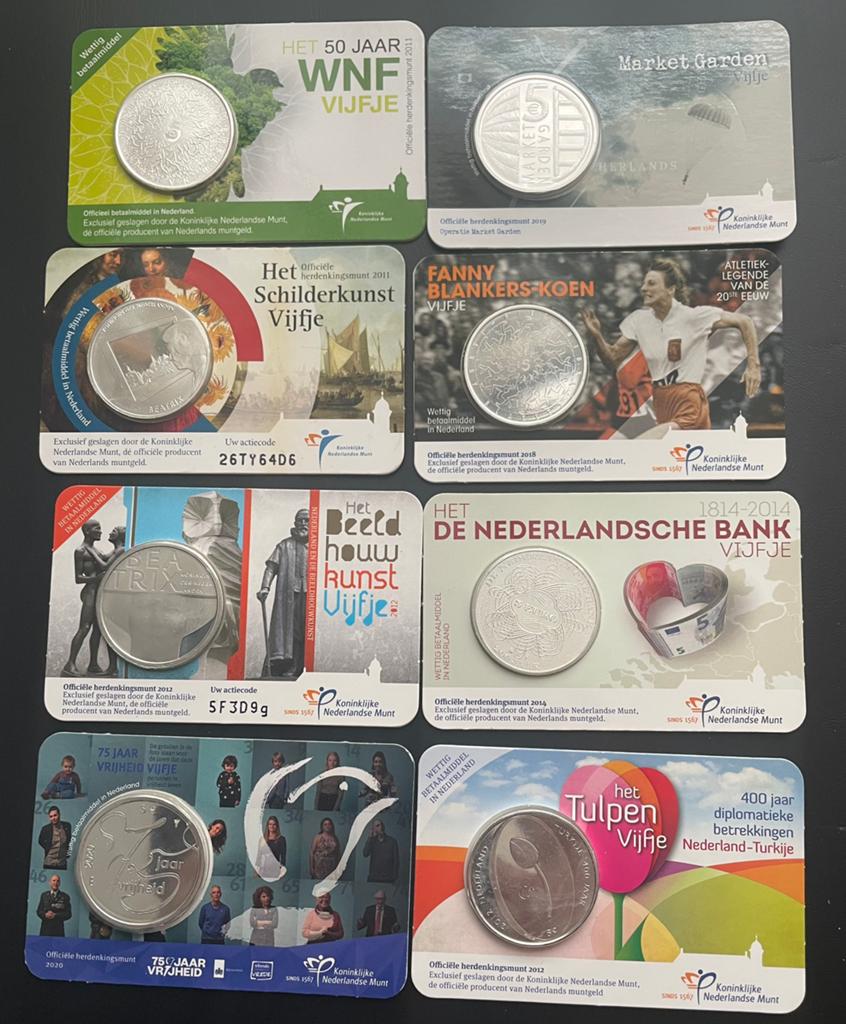 Meerdere 5 euromunten in Coincards zwaar verzilverd, Ophalen of Verzenden, Koningin Beatrix, Euro's