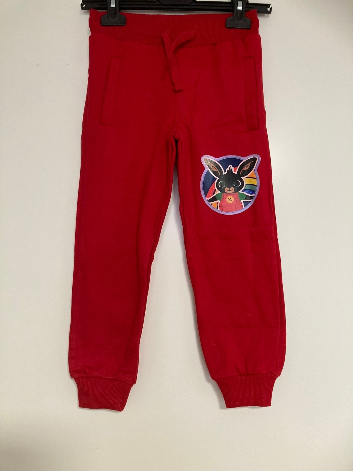 Nieuw konijntje bing joggingbroek/ broek rood maat 98, Ophalen of Verzenden, Nieuw, Jongen, Broek
