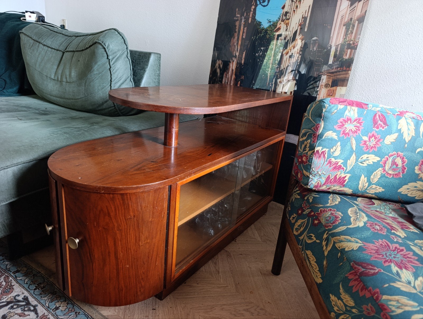 Art Deco Room Divider / Cocktailkast Notenhoutfineer (1930s), Ophalen