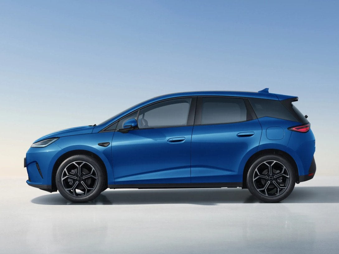 BYD DOLPHIN G 1.5L DM-i Comfort | 105km elektrisch | Panoram, Auto's, BYD, Dolphin, 4 cilinders, Blauw, Leder en Stof