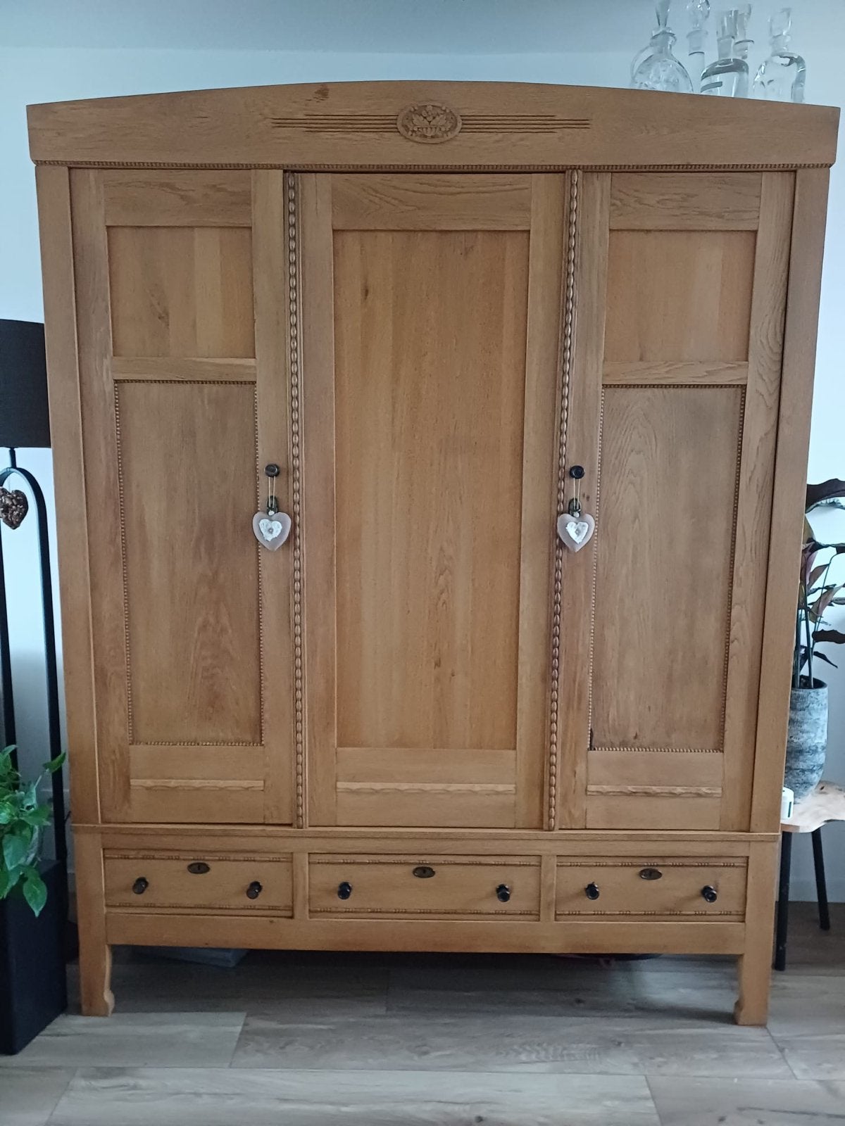 Massieve Eiken Kast - Antiek Design met Opbergruimte, Antiek en Kunst, Ophalen